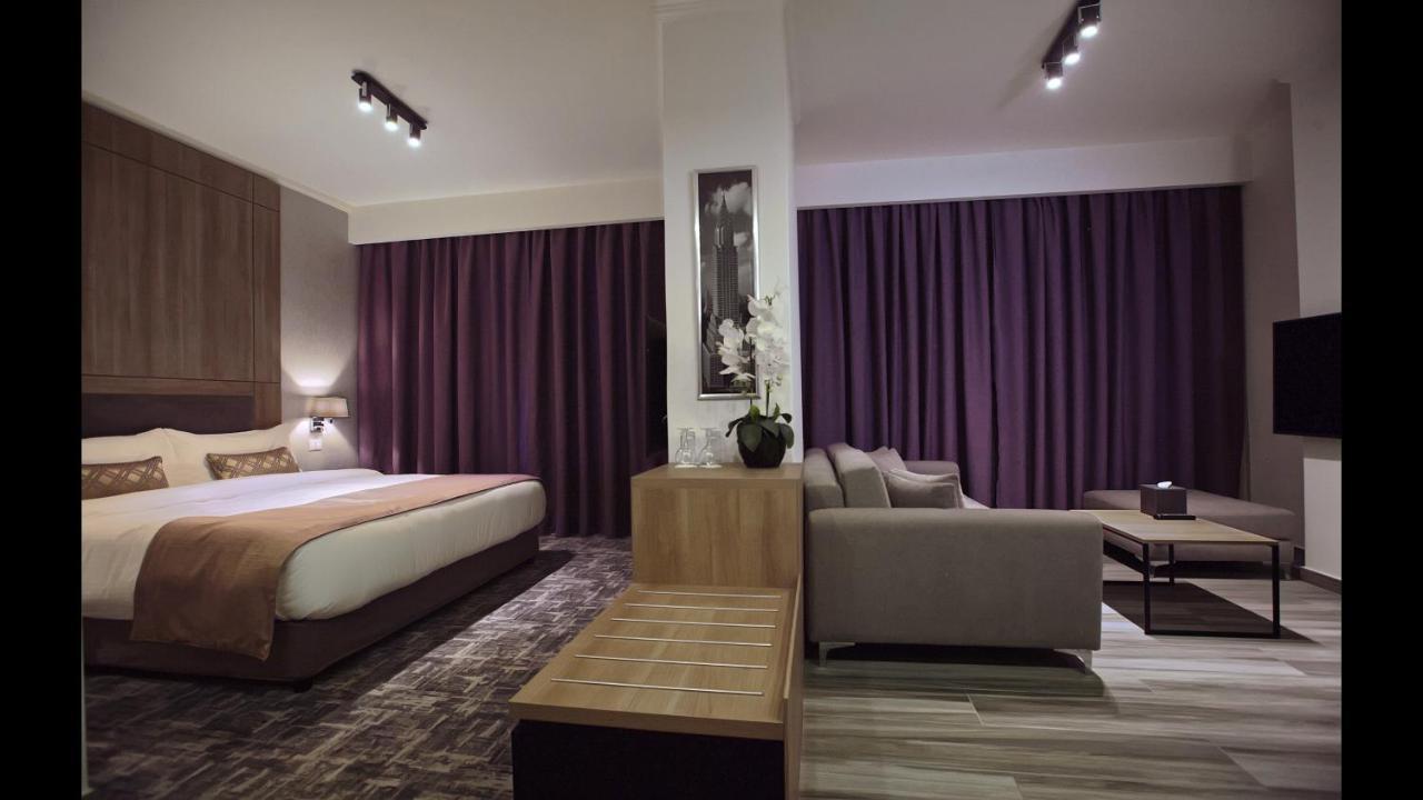 Executive Suite,1065468712:JPEG