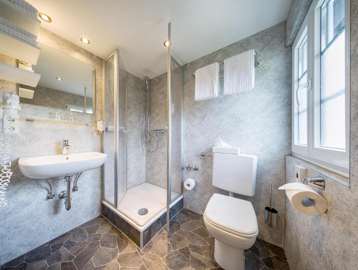 Double Room,1765769571:JPEG
