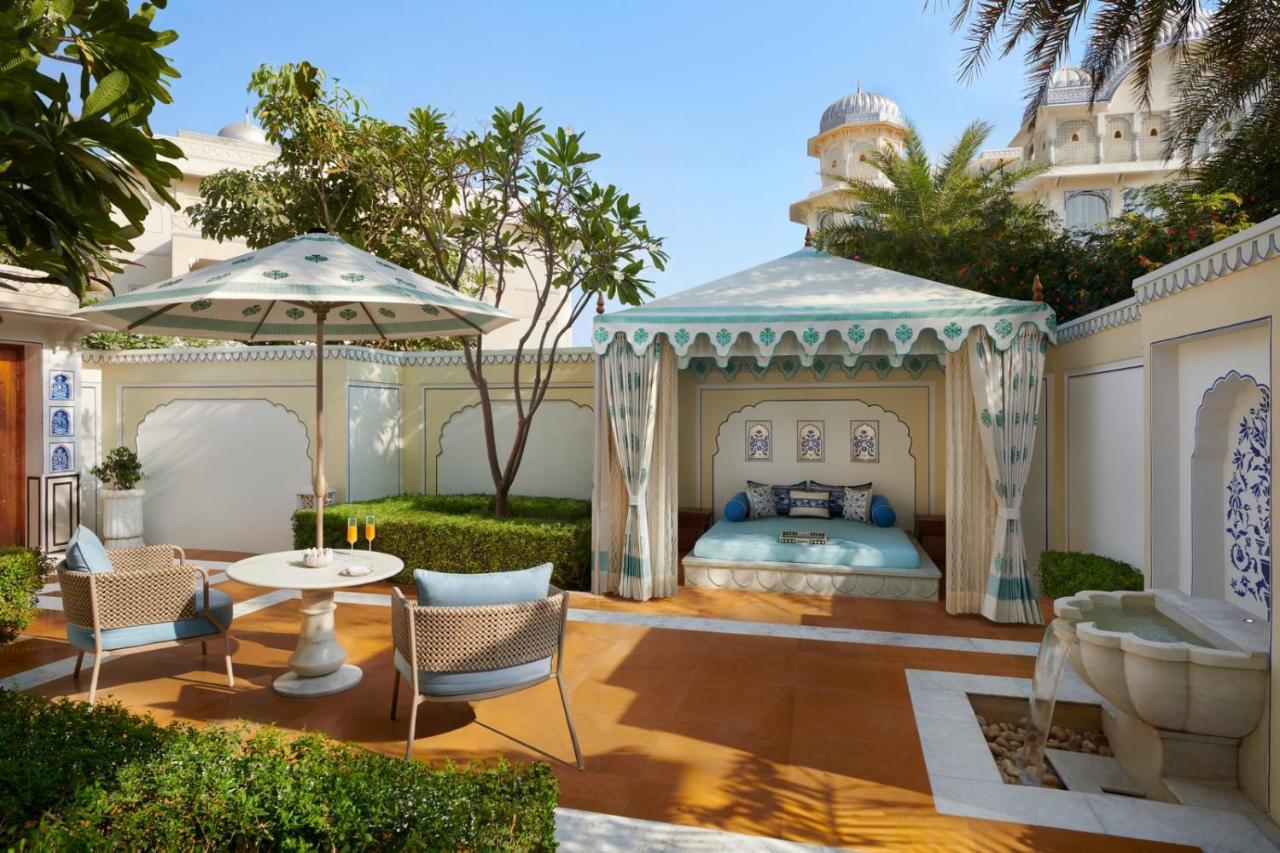 Royal Villa with Courtyard Twin