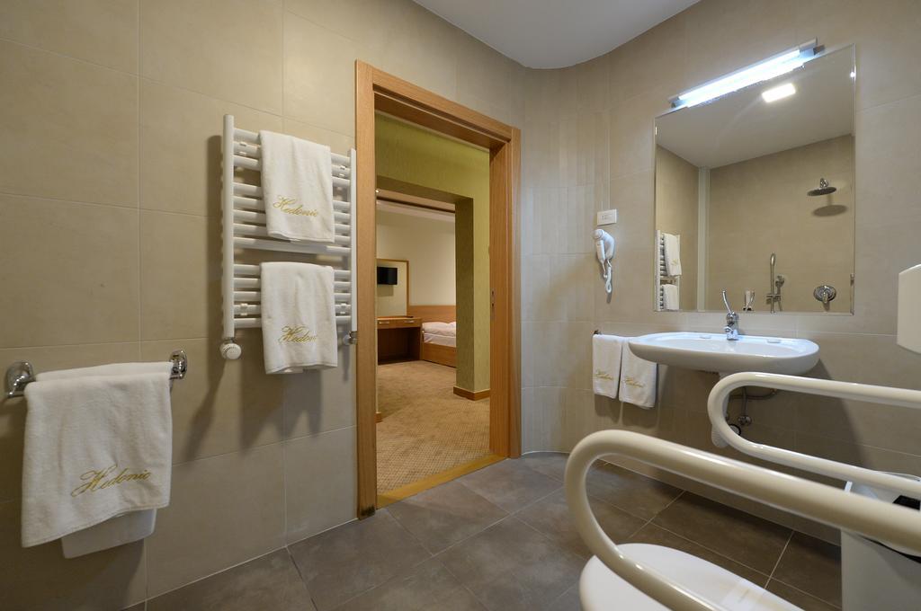 Twin Room Disability Access,113331684:JPEG