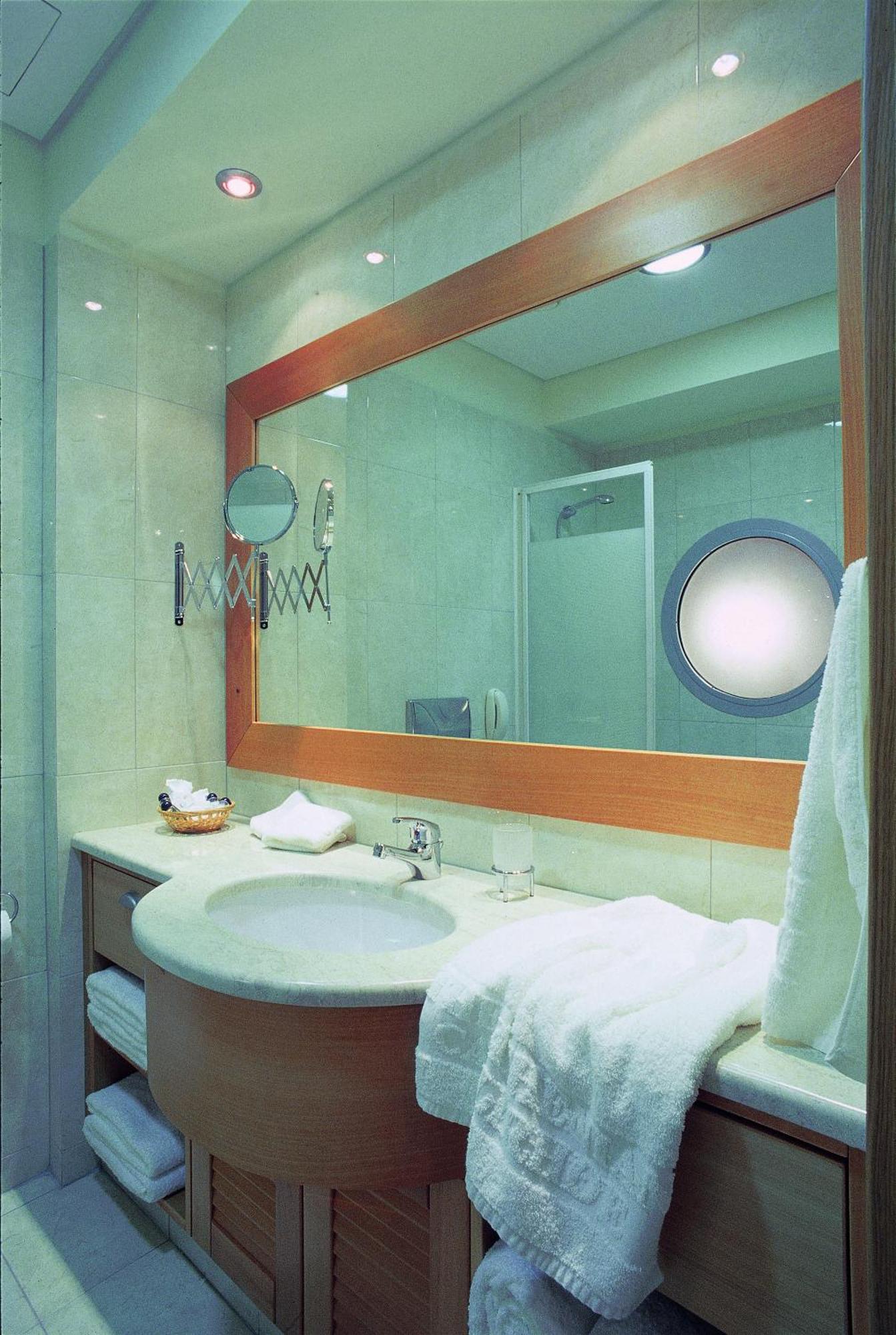 Double or Twin Room,1257167149:JPEG