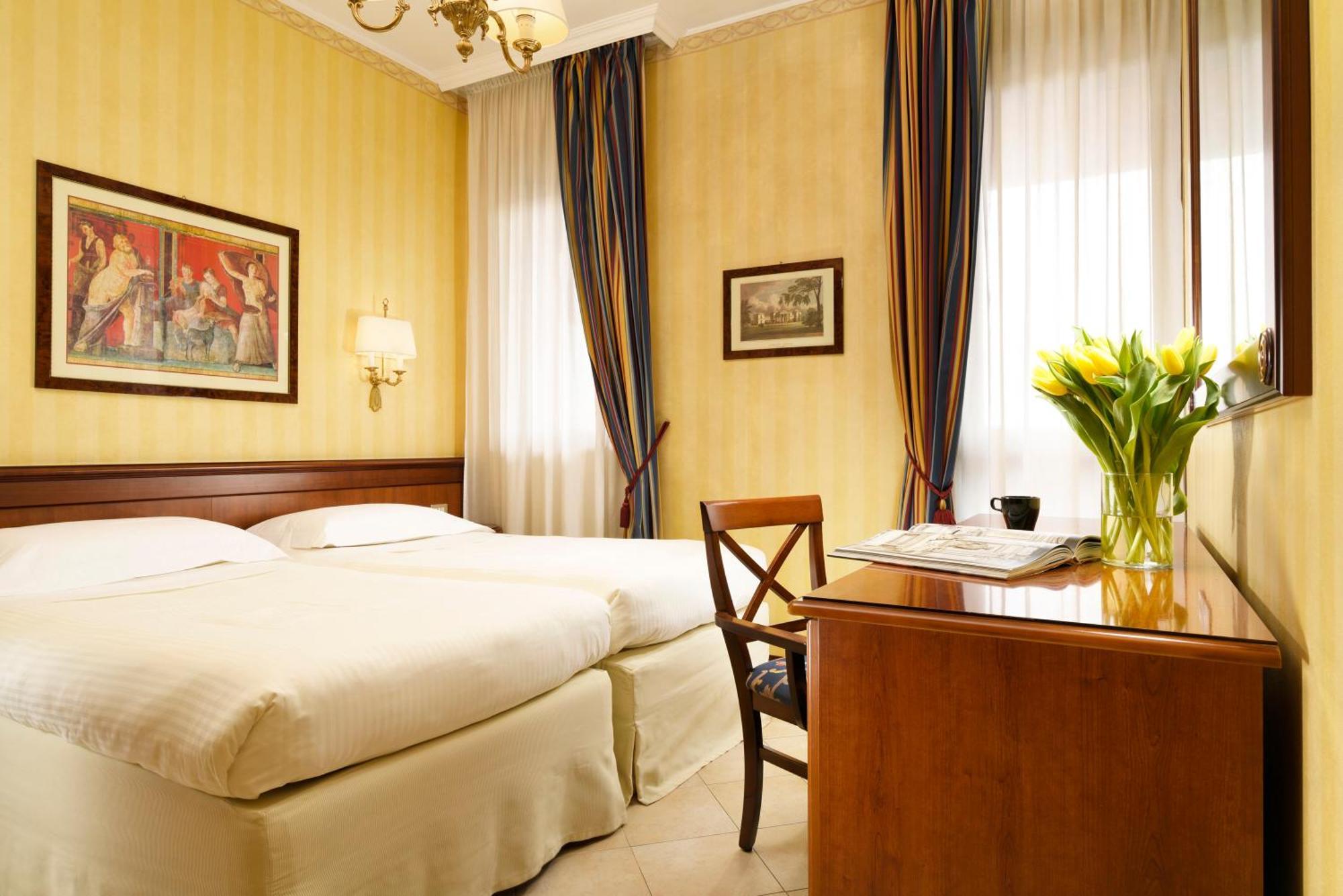 Classic One-Bedroom Apartment,1209411853:JPEG