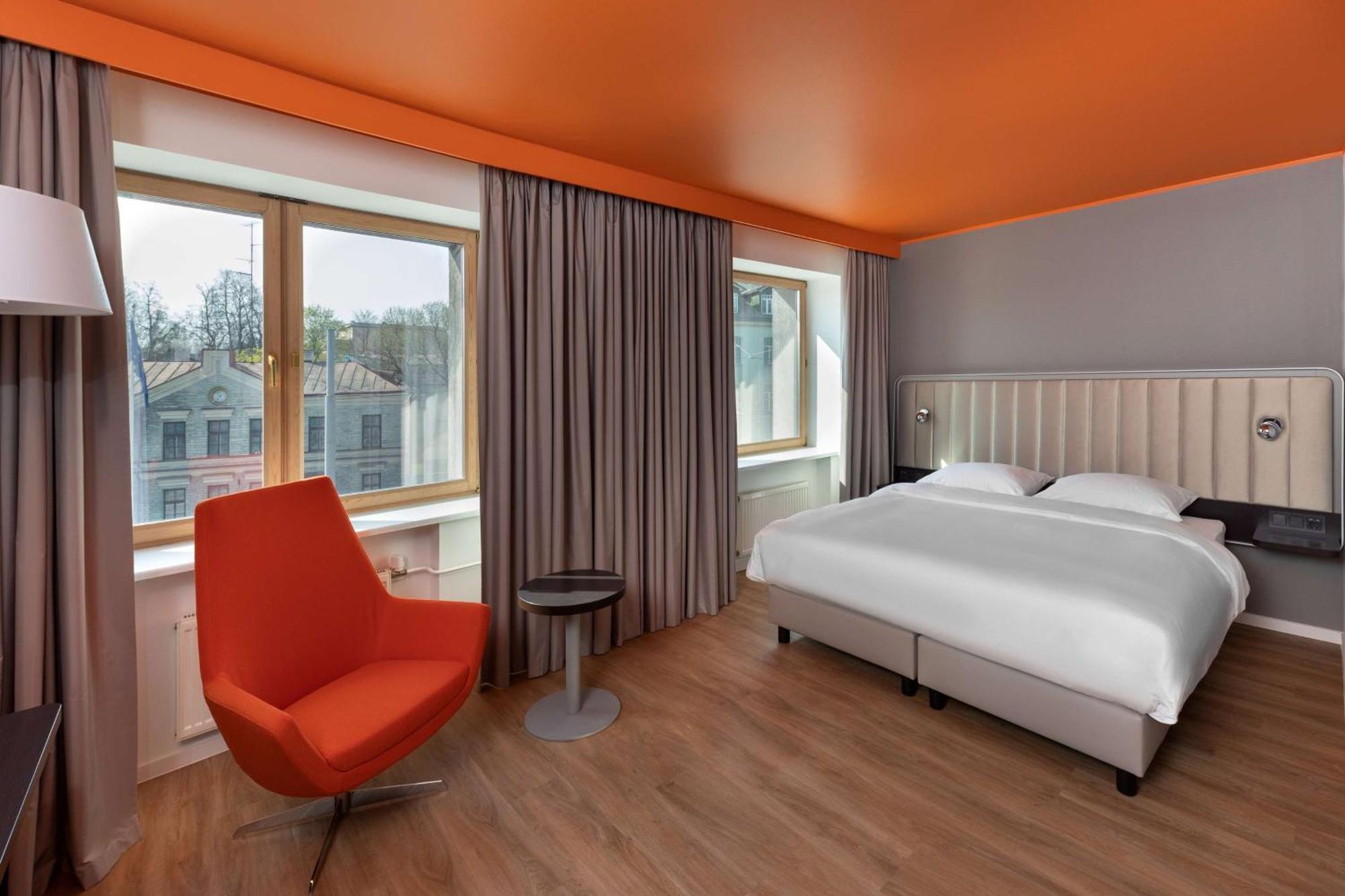 Superior Room,1436614486:JPEG