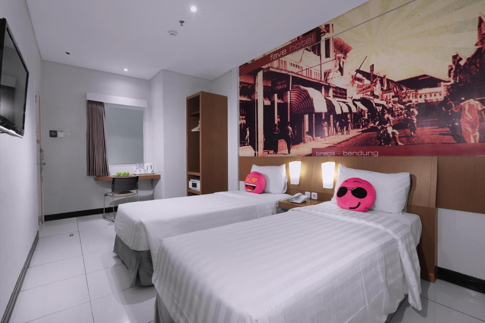 Superior Room,1228512830:JPEG