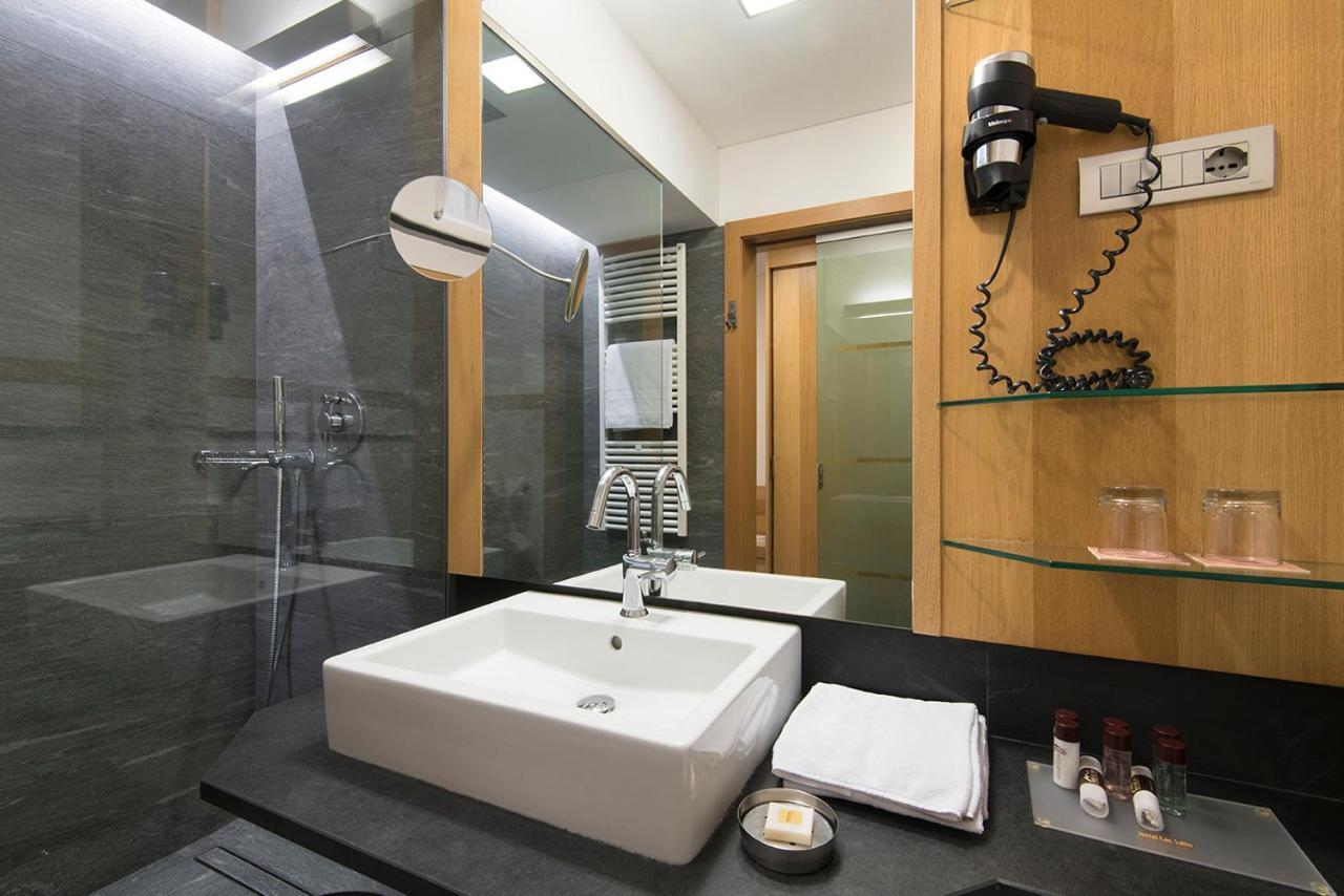 Double Room Mountain View
