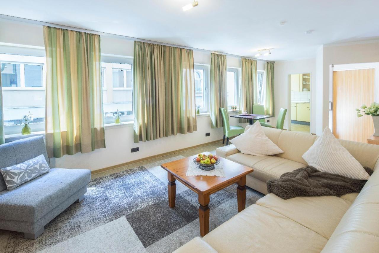 Two-Bedroom Apartment,1250115310:JPEG