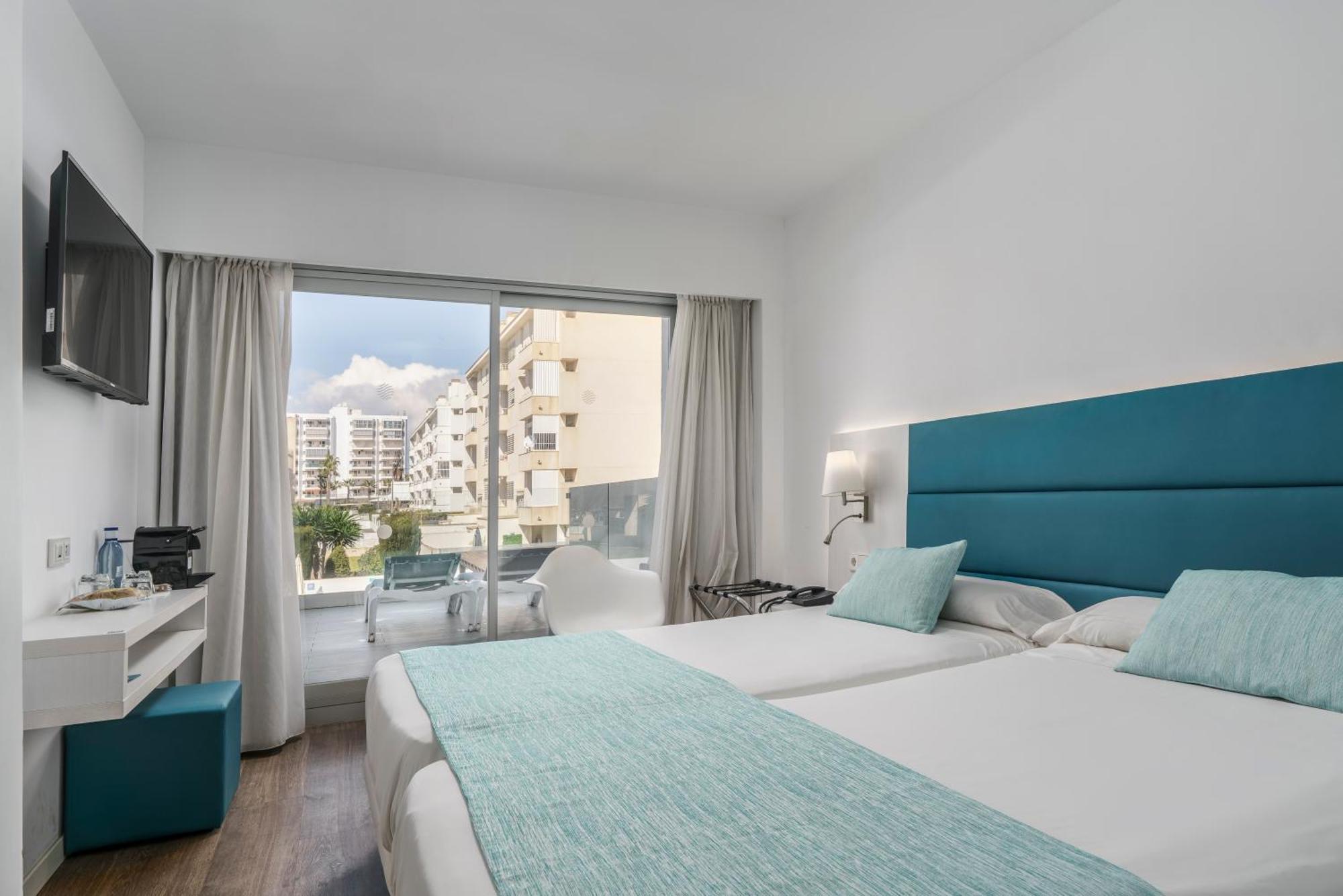 Superior Double Room with Terrace,1272364744:JPEG