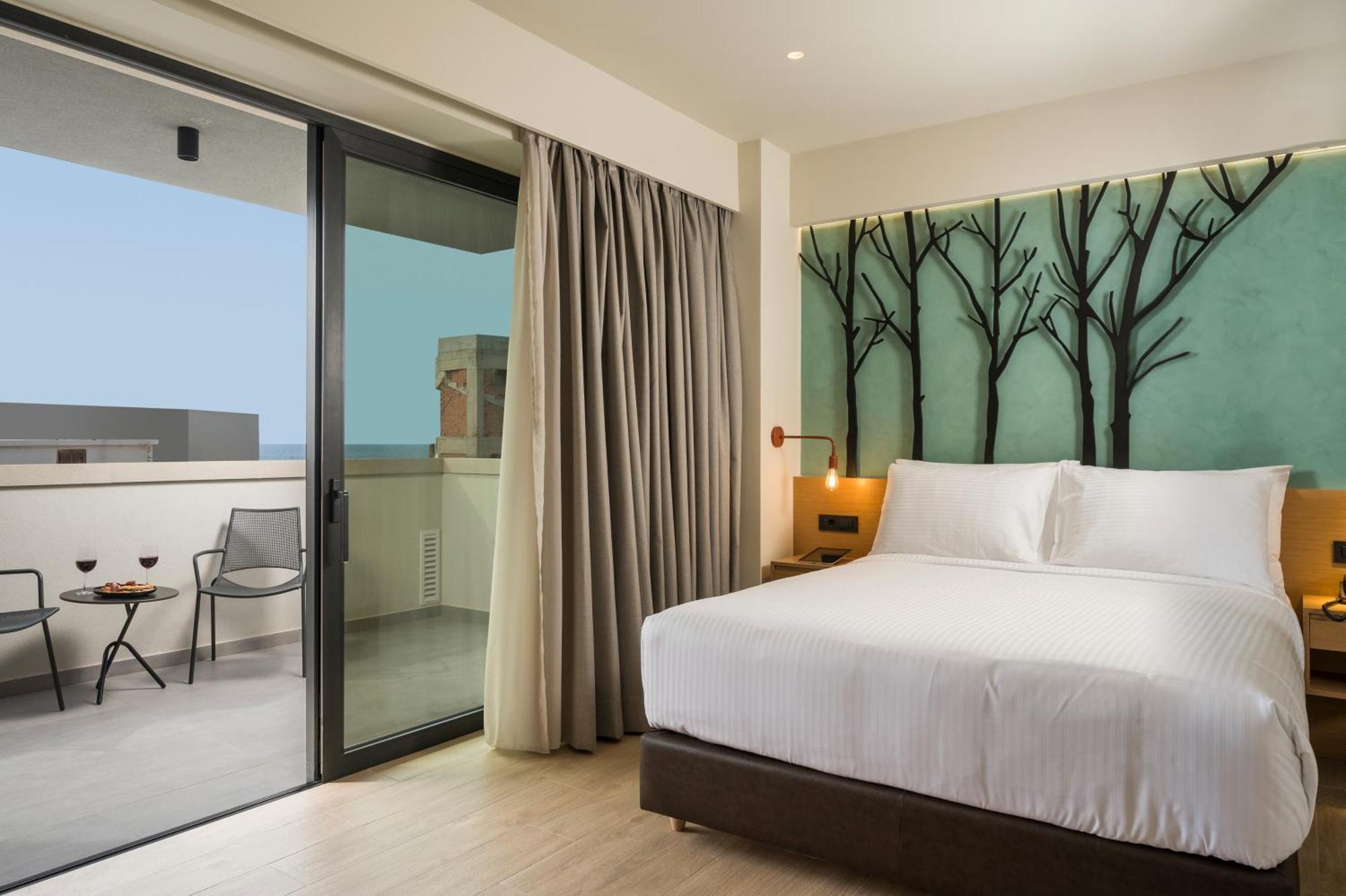 Triple Room City View,1273409374:JPEG