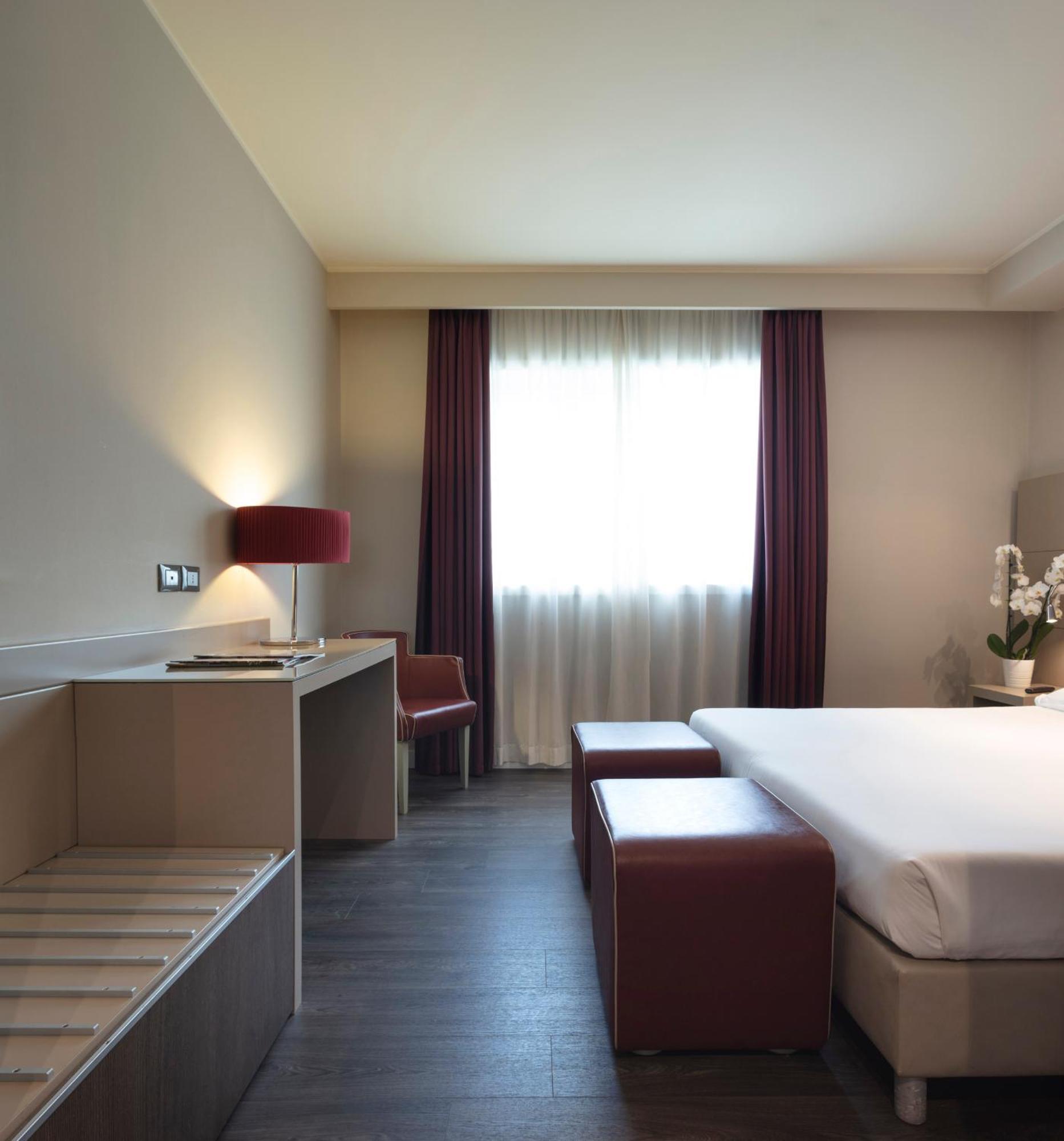Classic Double or Twin Room,1274734615:JPEG