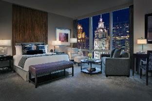 Executive King Room Lake View