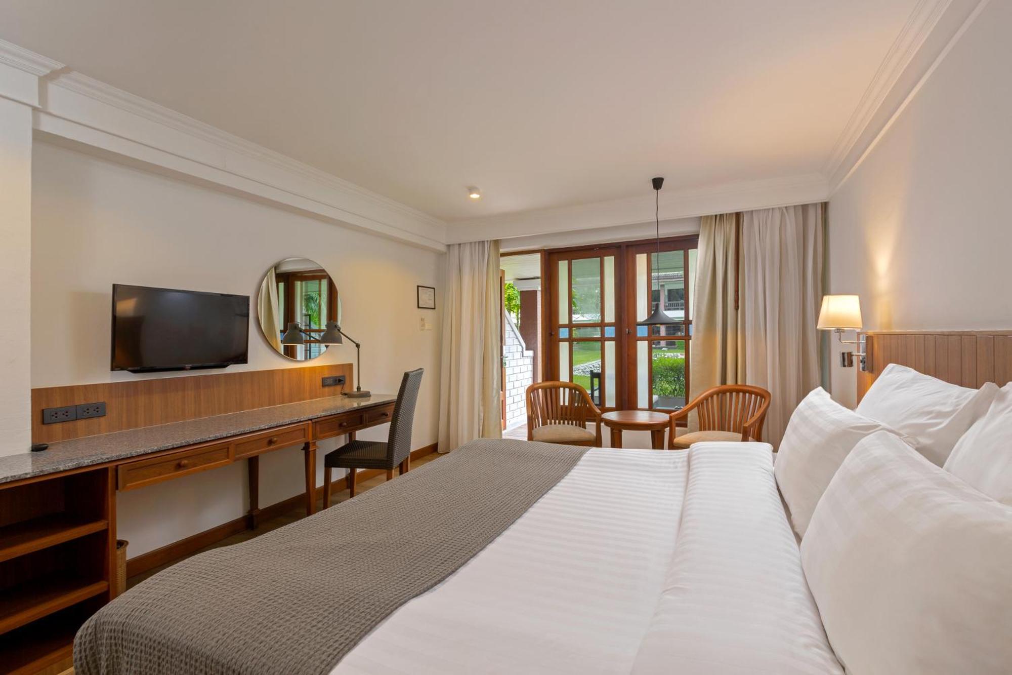 Deluxe Ground Terrace Double or Twin Room