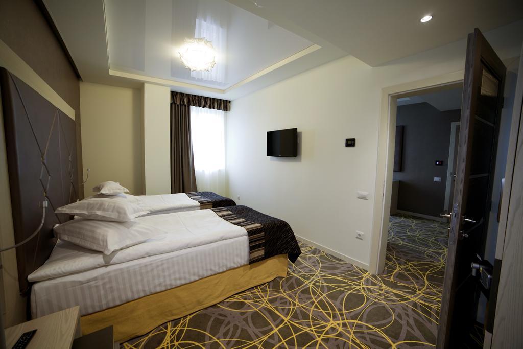 One-Bedroom Suite,130526447:JPEG