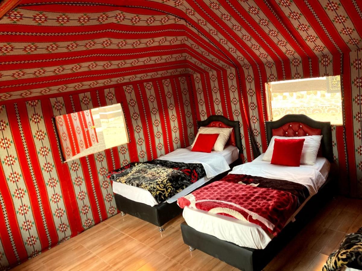 Triple Room,1306302286:JPEG