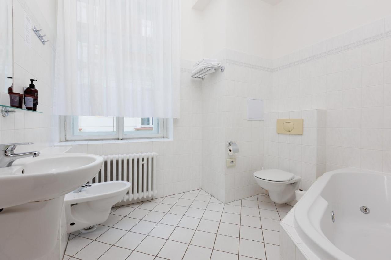 Classic Suite,1304157355:JPEG