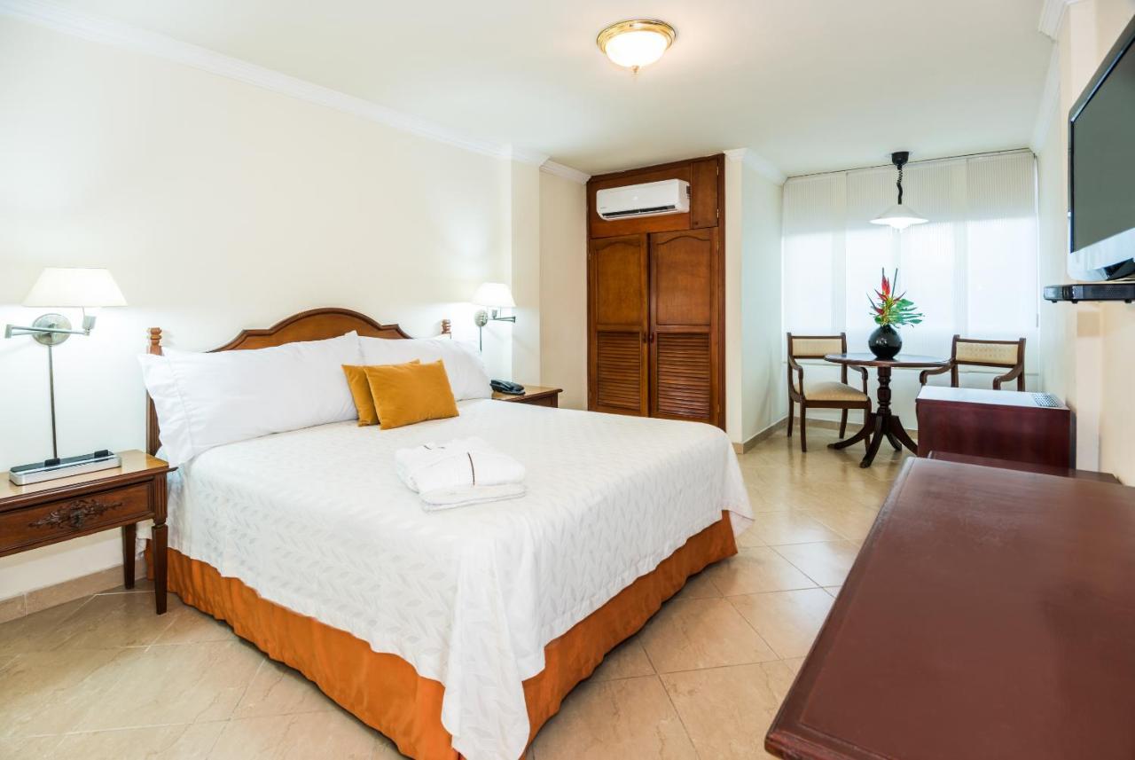 Standard Double Room,1322982217:JPEG