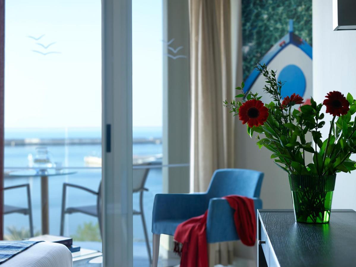 Junior Suite with Sea View,1588047905:JPEG