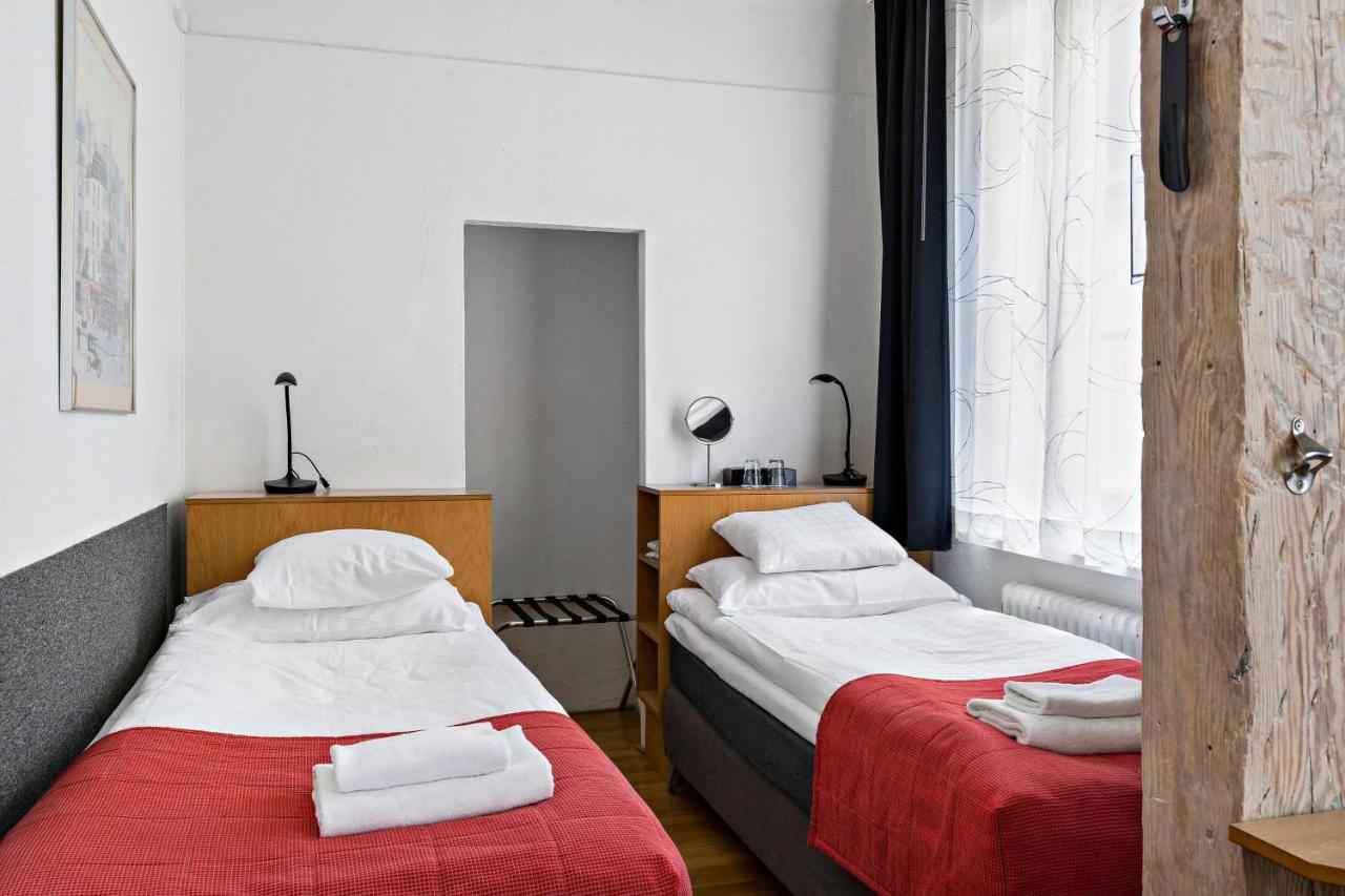 Standard Twin Room,1335420677:JPEG
