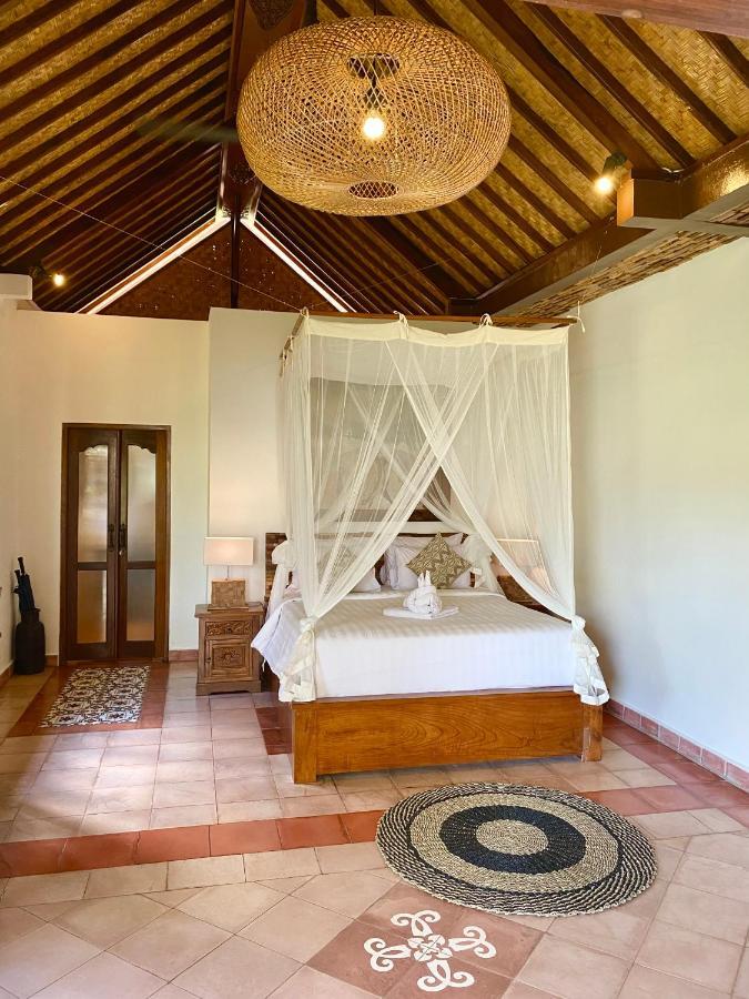 Superior Bungalow with Bathtub,1336507784:JPEG