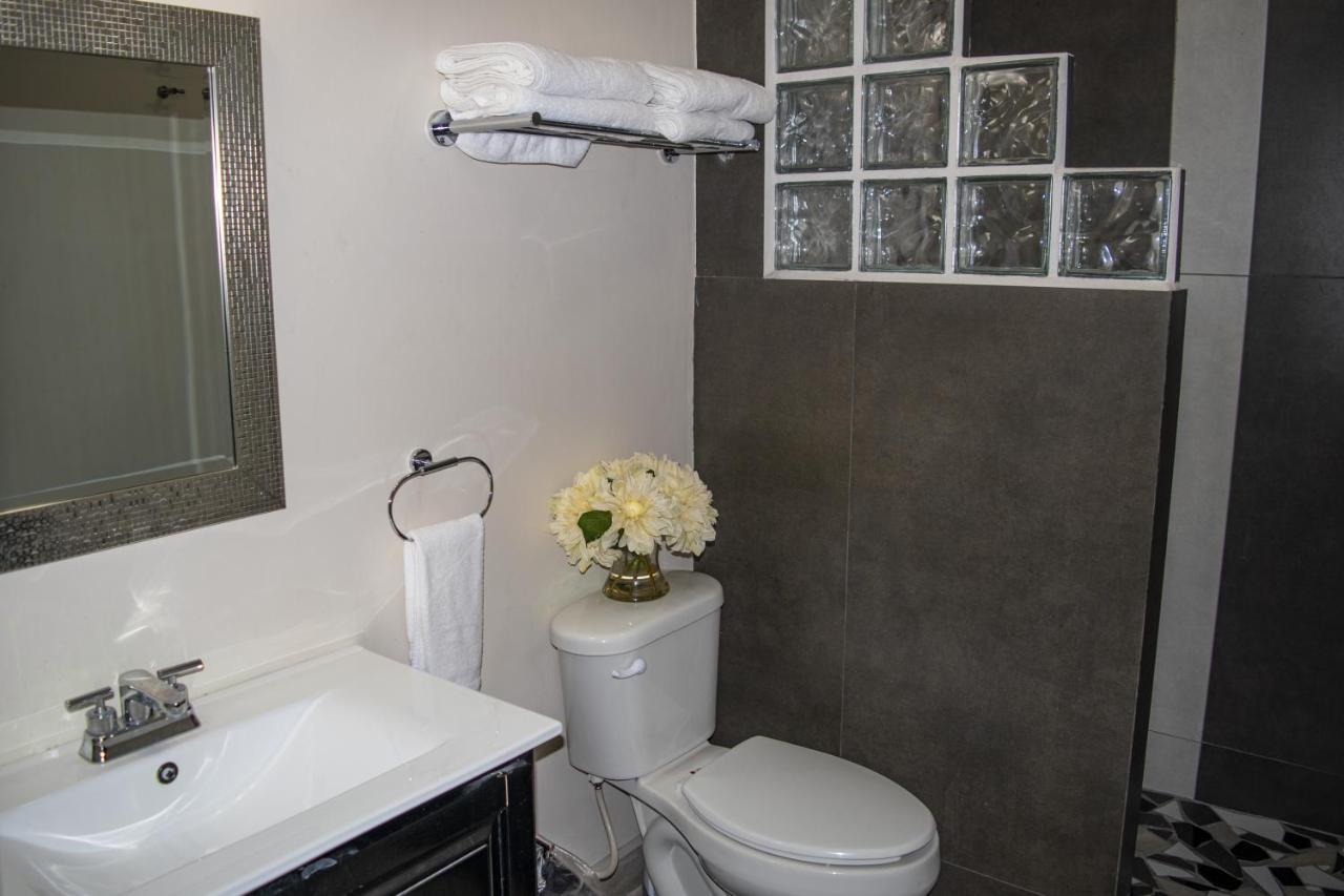 Budget Double Room,1351523647:JPEG