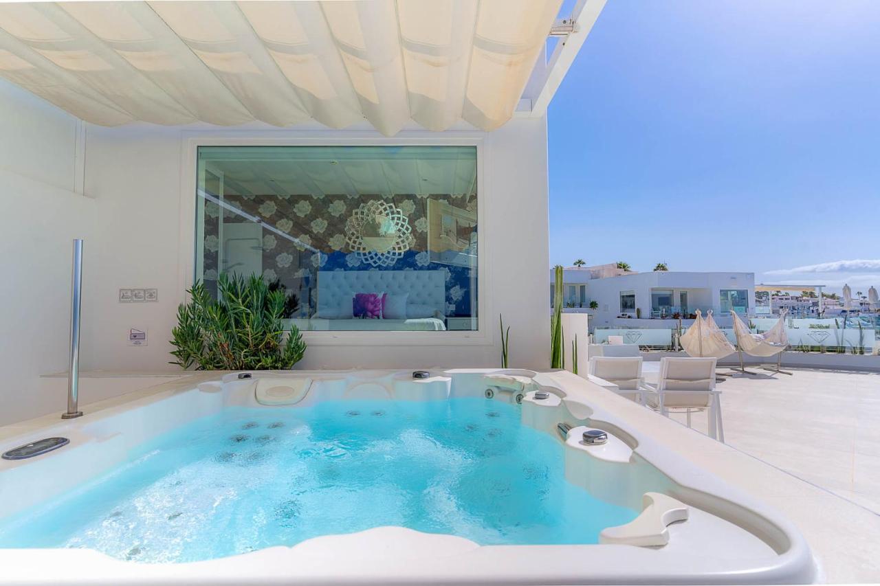 Suite Lanis 2 Bedroom Hot Tub & Sea View,1349457415:JPEG