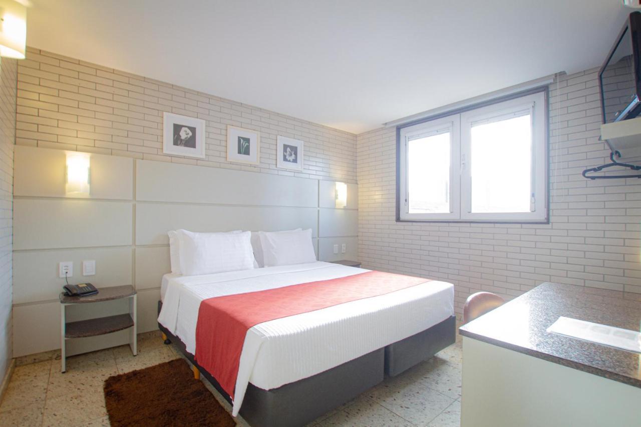 Standard Queen Room,1358767952:JPEG