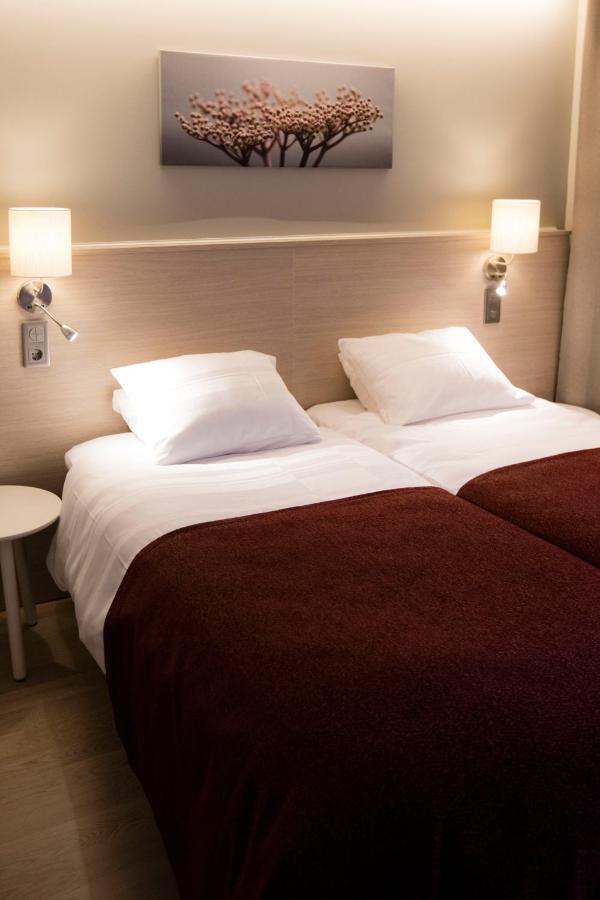 Twin Room,1373611532:JPEG
