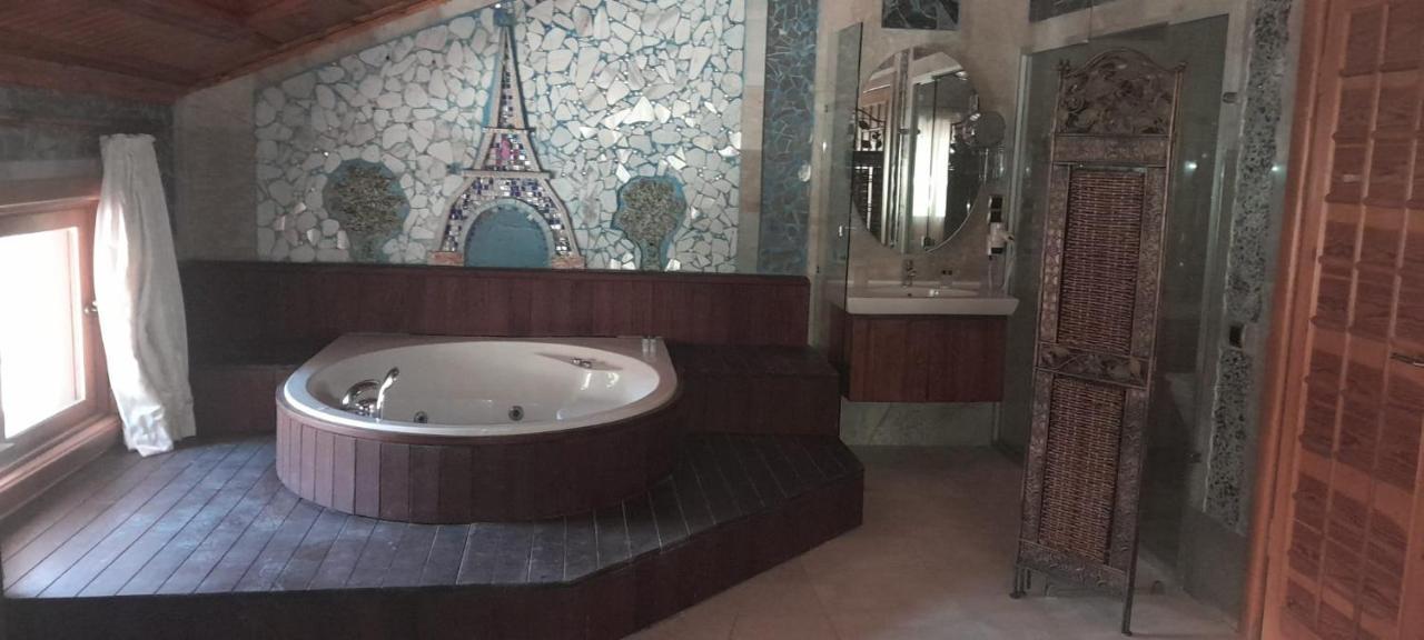 Studio Spa Bath,1119752382:JPEG