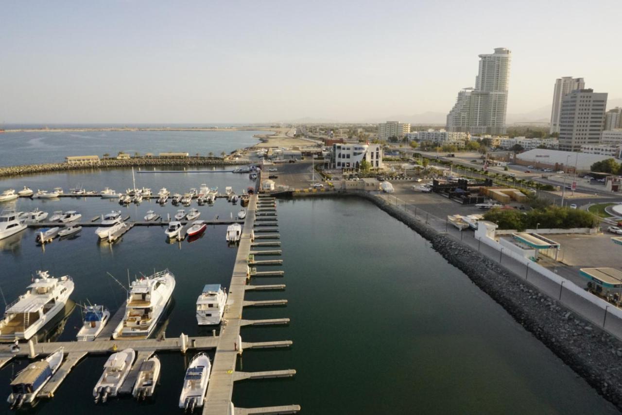 Deluxe Room Twin Marina