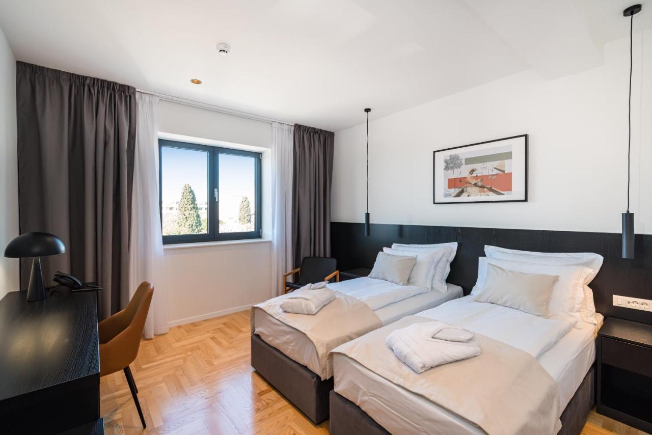 Standaard Kamer met 2 Bedden