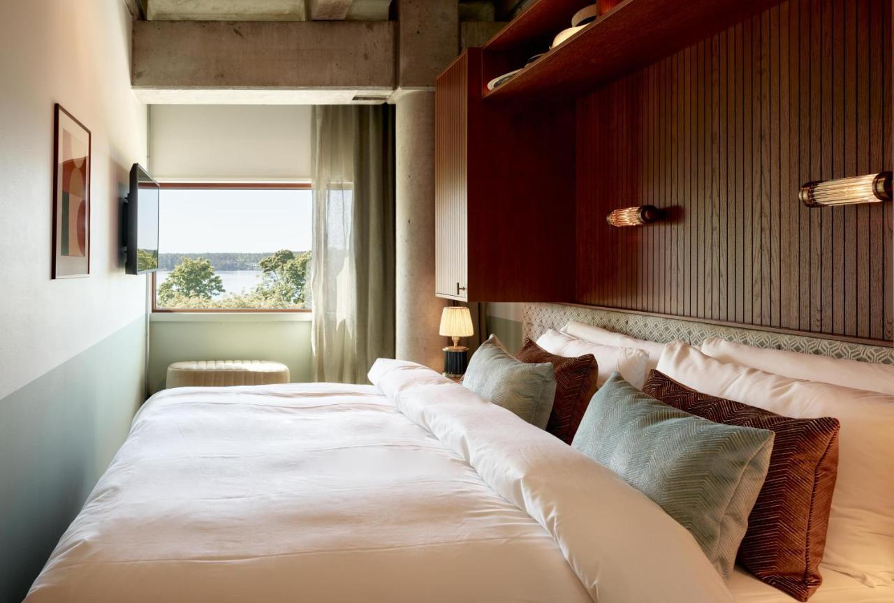 Small Double Room,1520404912:JPEG