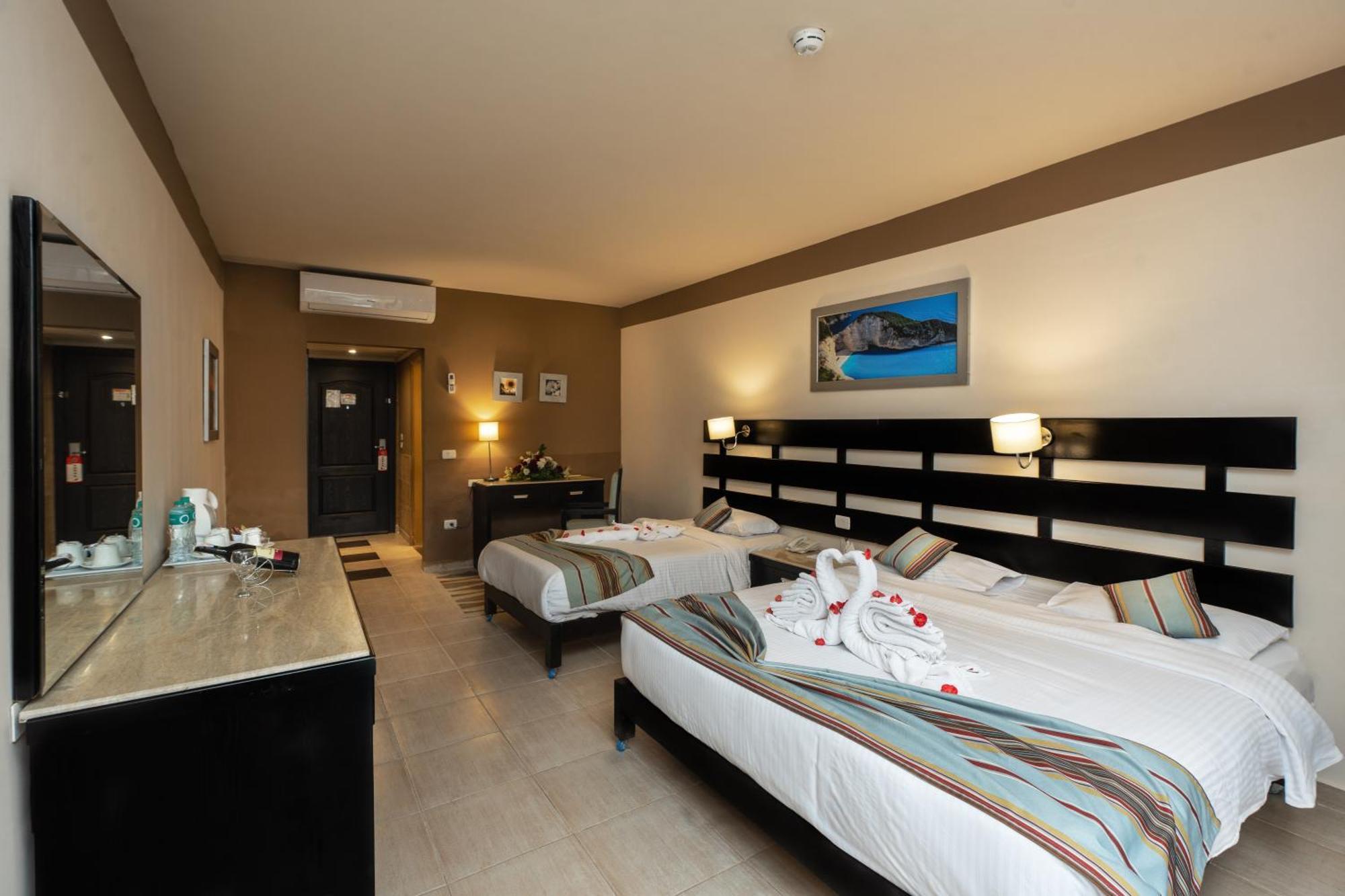 Standard Double or Twin Room Balcony,1499929057:JPEG
