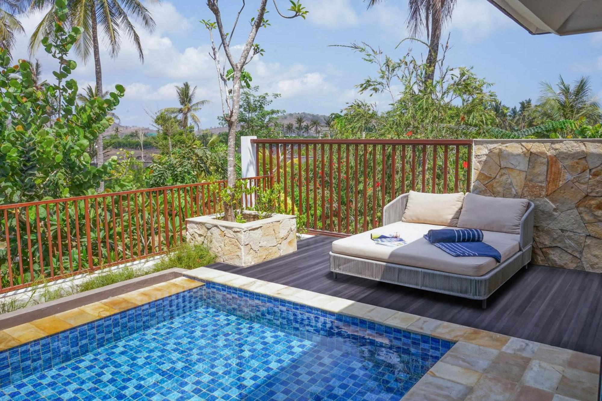 Garden King Suite Sundeck Plunge Pool,1771296270:JPEG