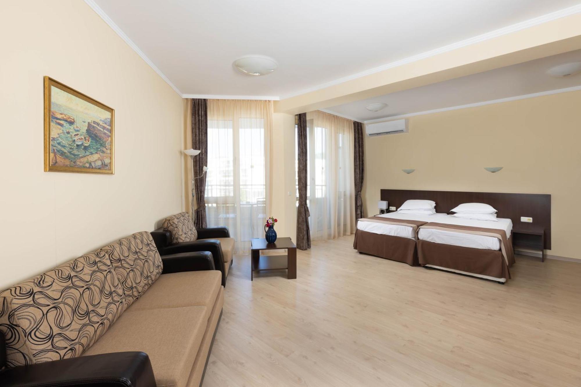 Family Junior Suite,1541165632:JPEG
