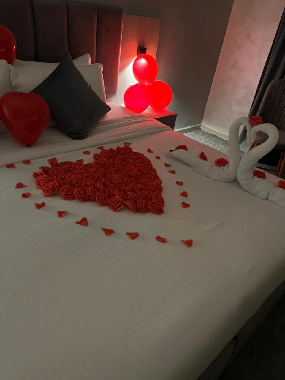 Deluxe King Room,1541453845:JPEG