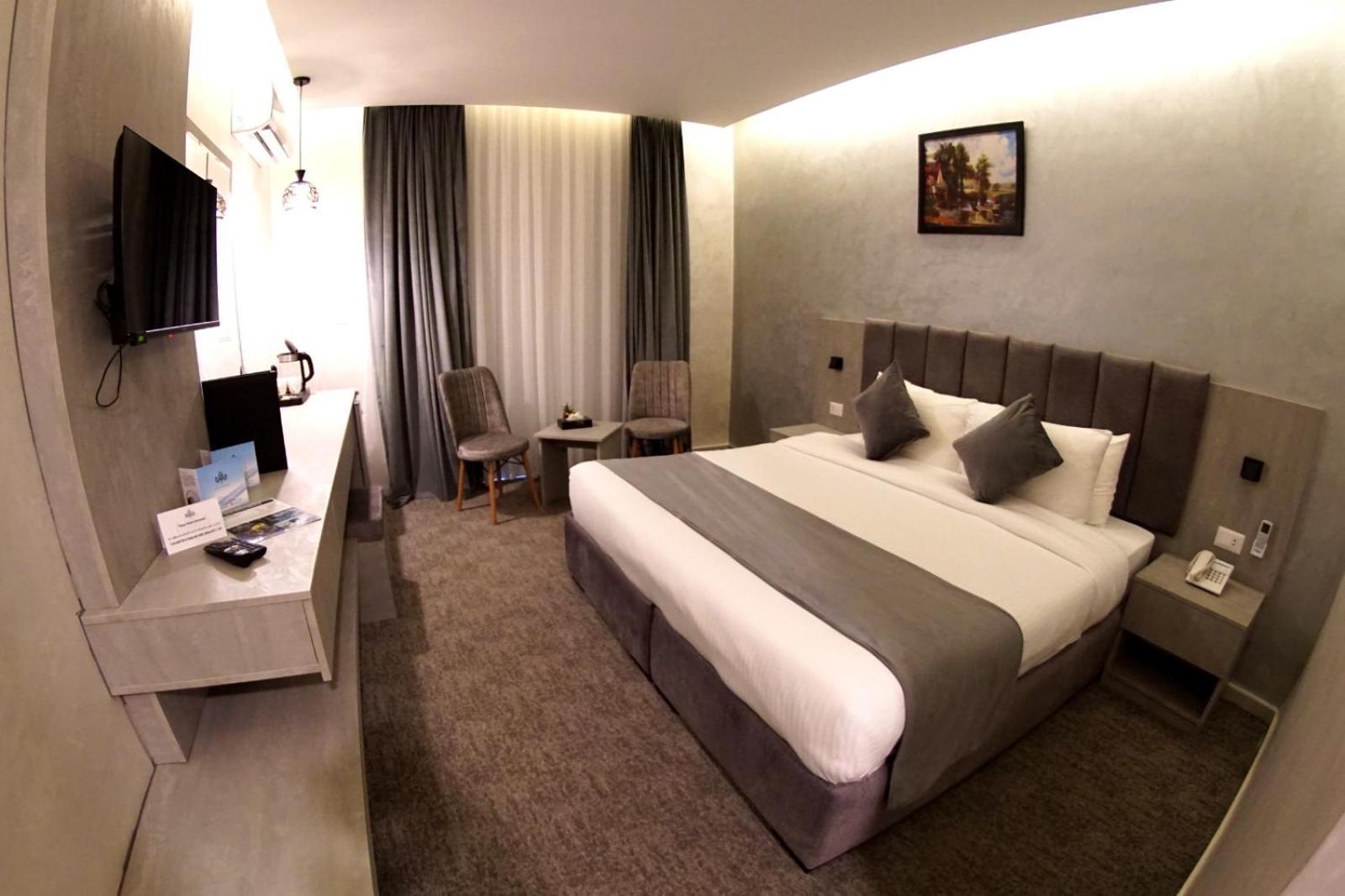 One-Bedroom Apartment,1542132172:JPEG