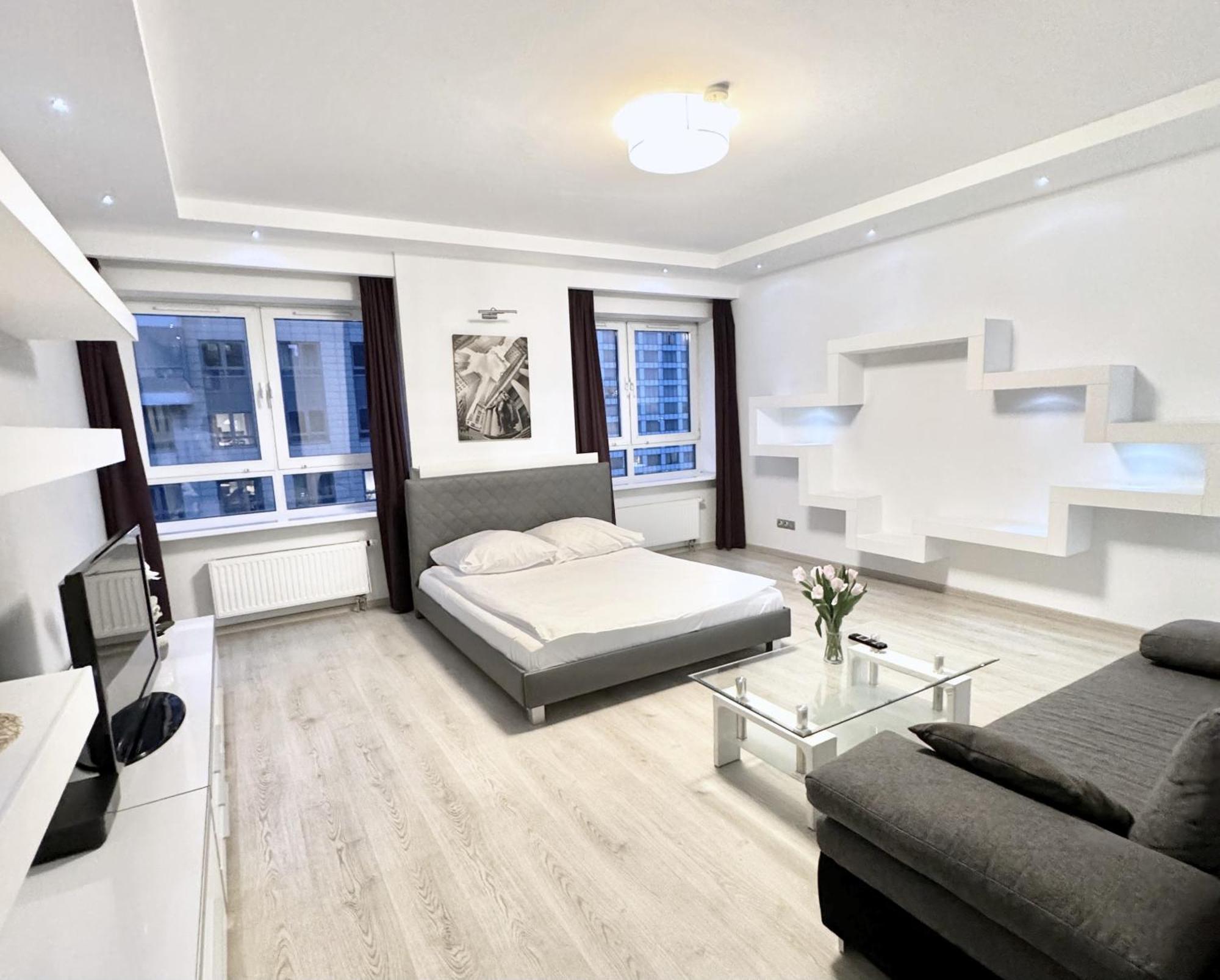 Penthouse Apartment,1542357496:JPEG