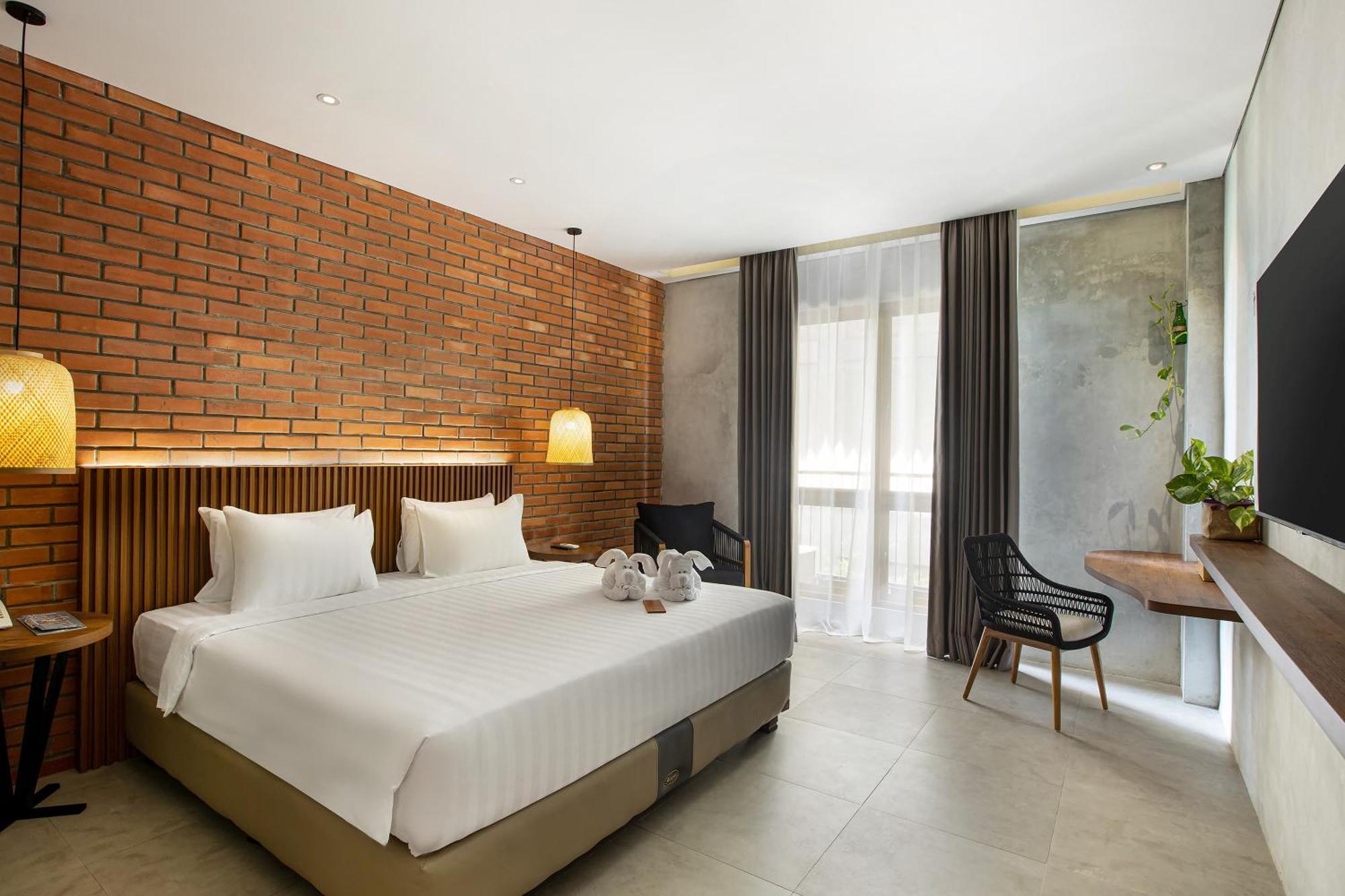 Deluxe King Room,1704986235:JPEG