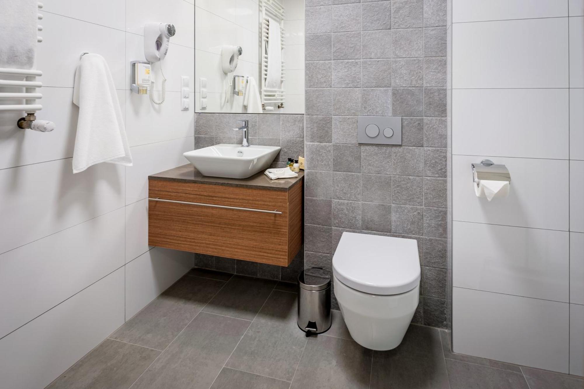 Deluxe Junior Suite