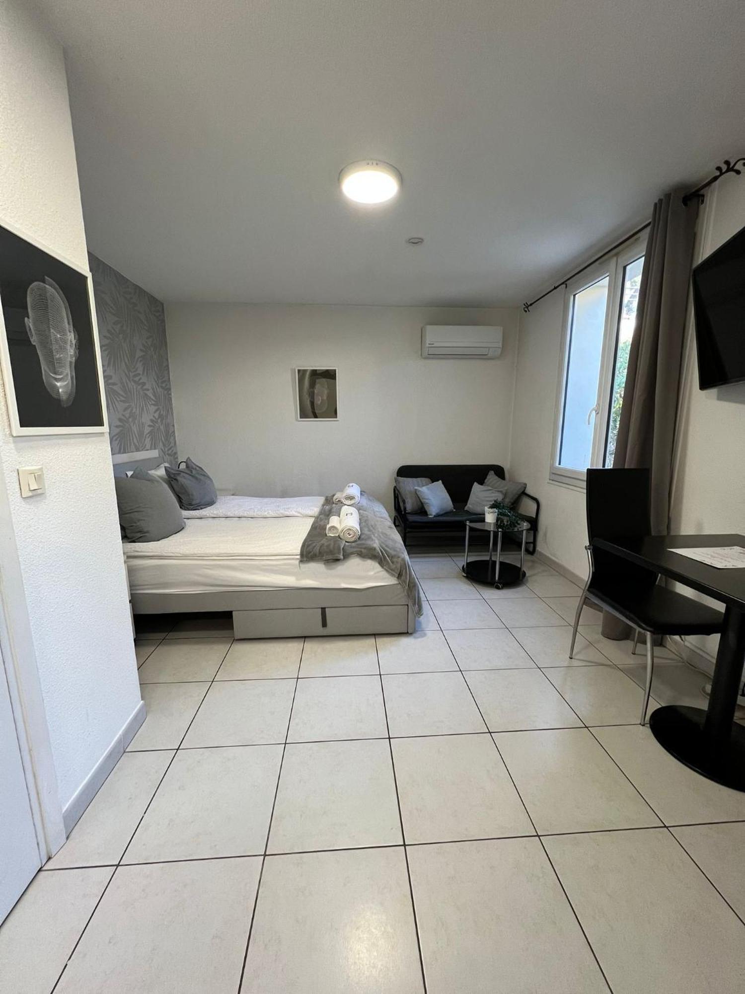 Apartment,1597548783:JPEG