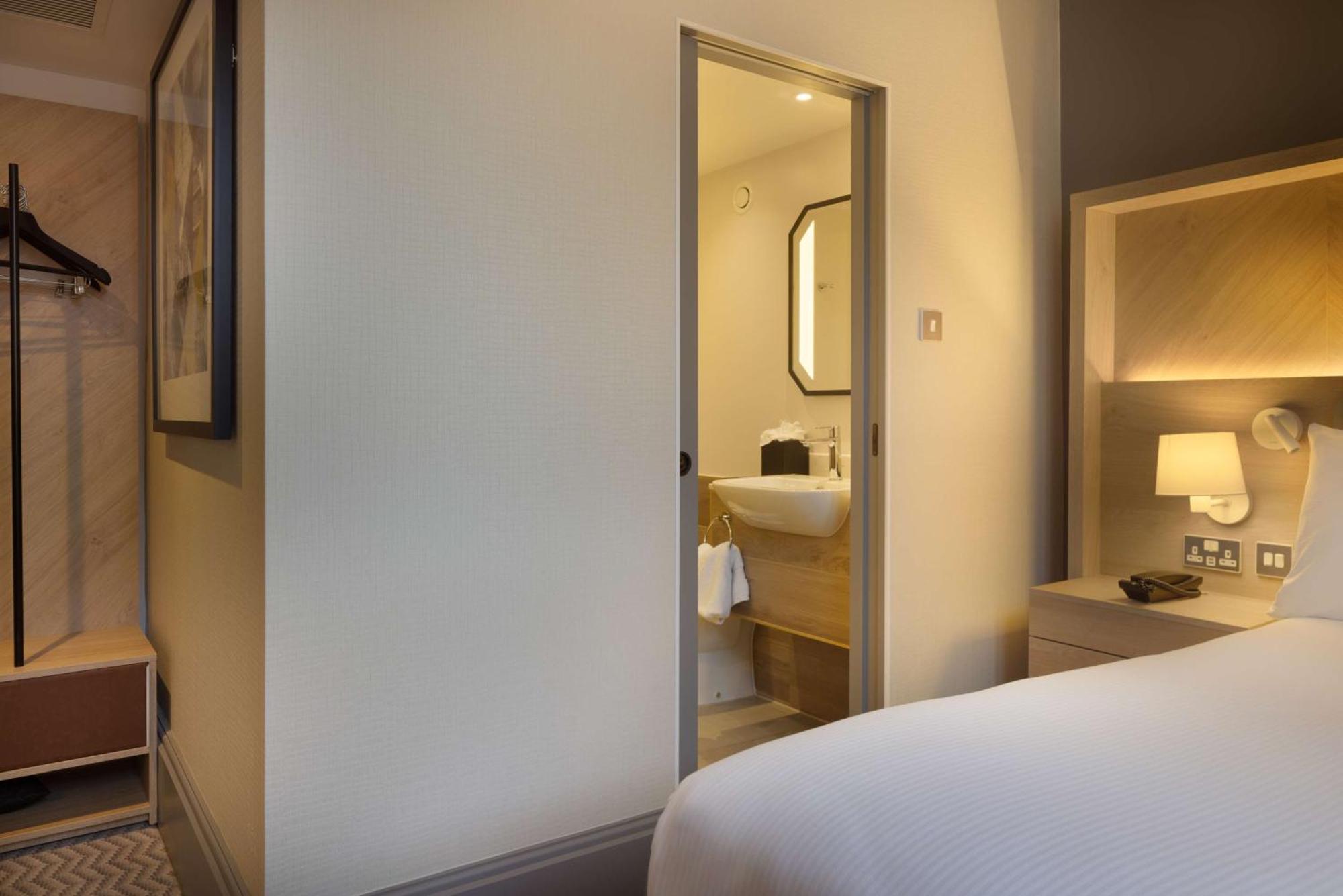 Compact Double Room,1552665685:JPEG
