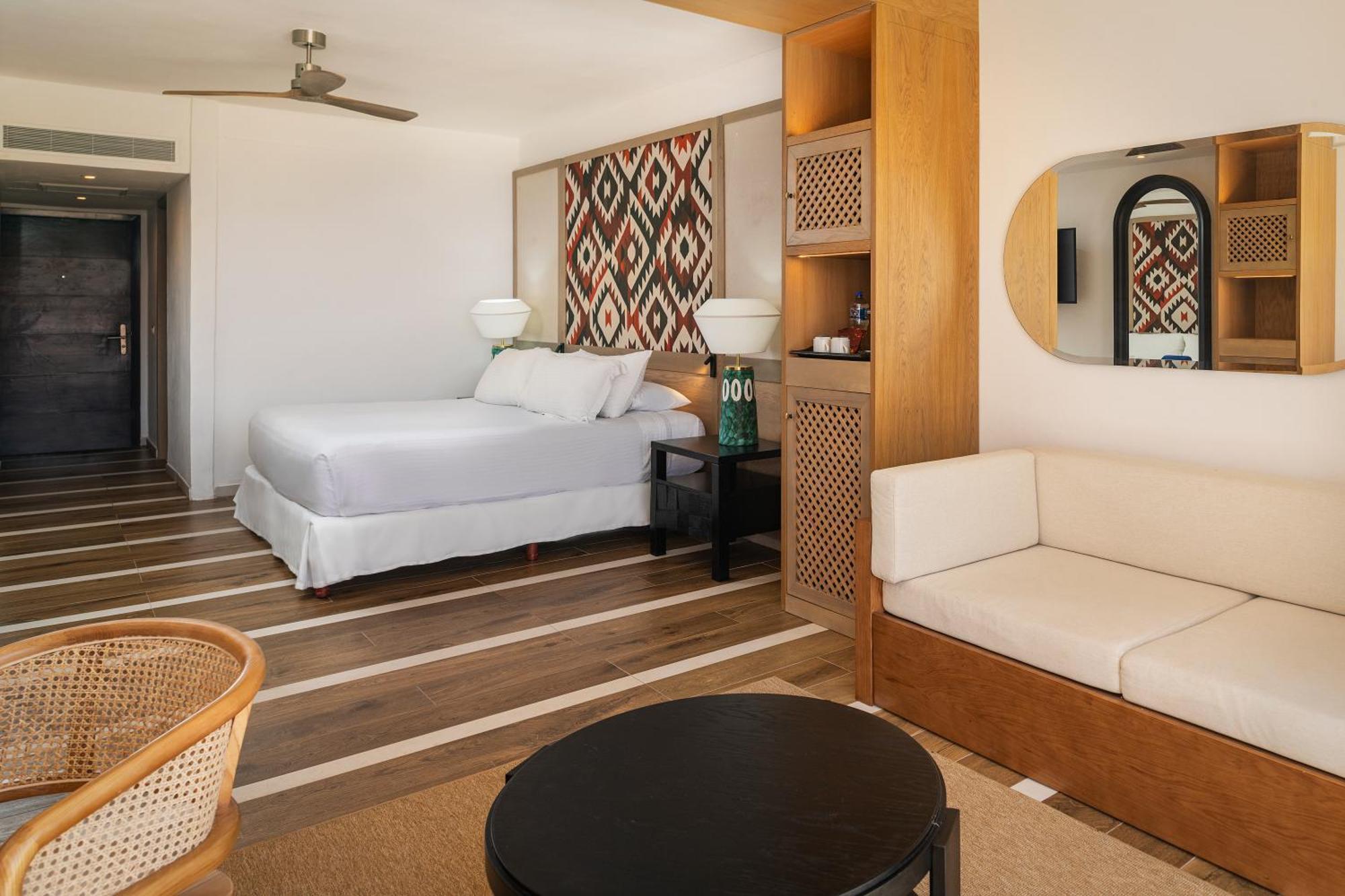 Junior Suite Ocean View El Beso,1569255188:JPEG