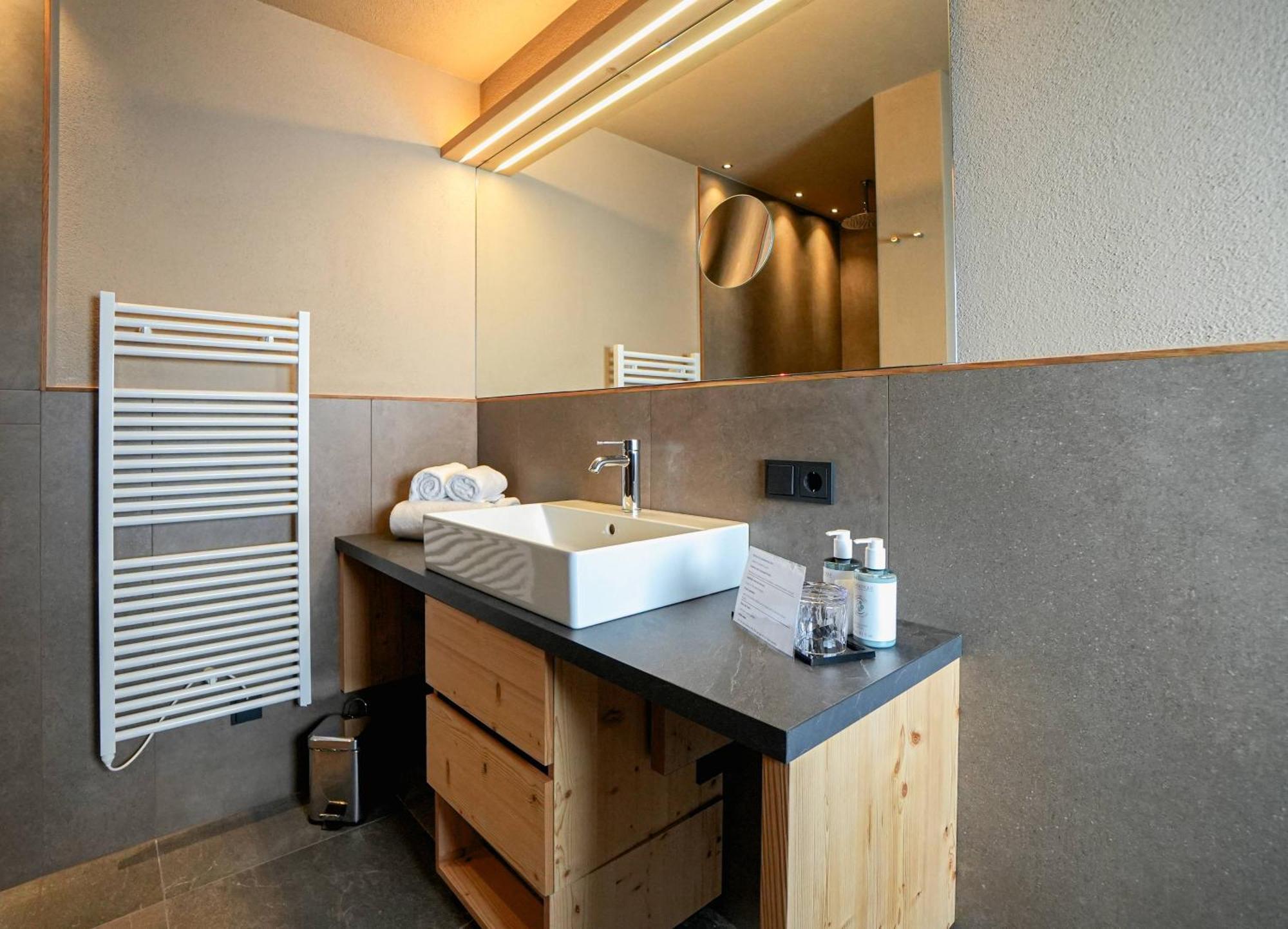 Superior Double Room,1616433491:JPEG