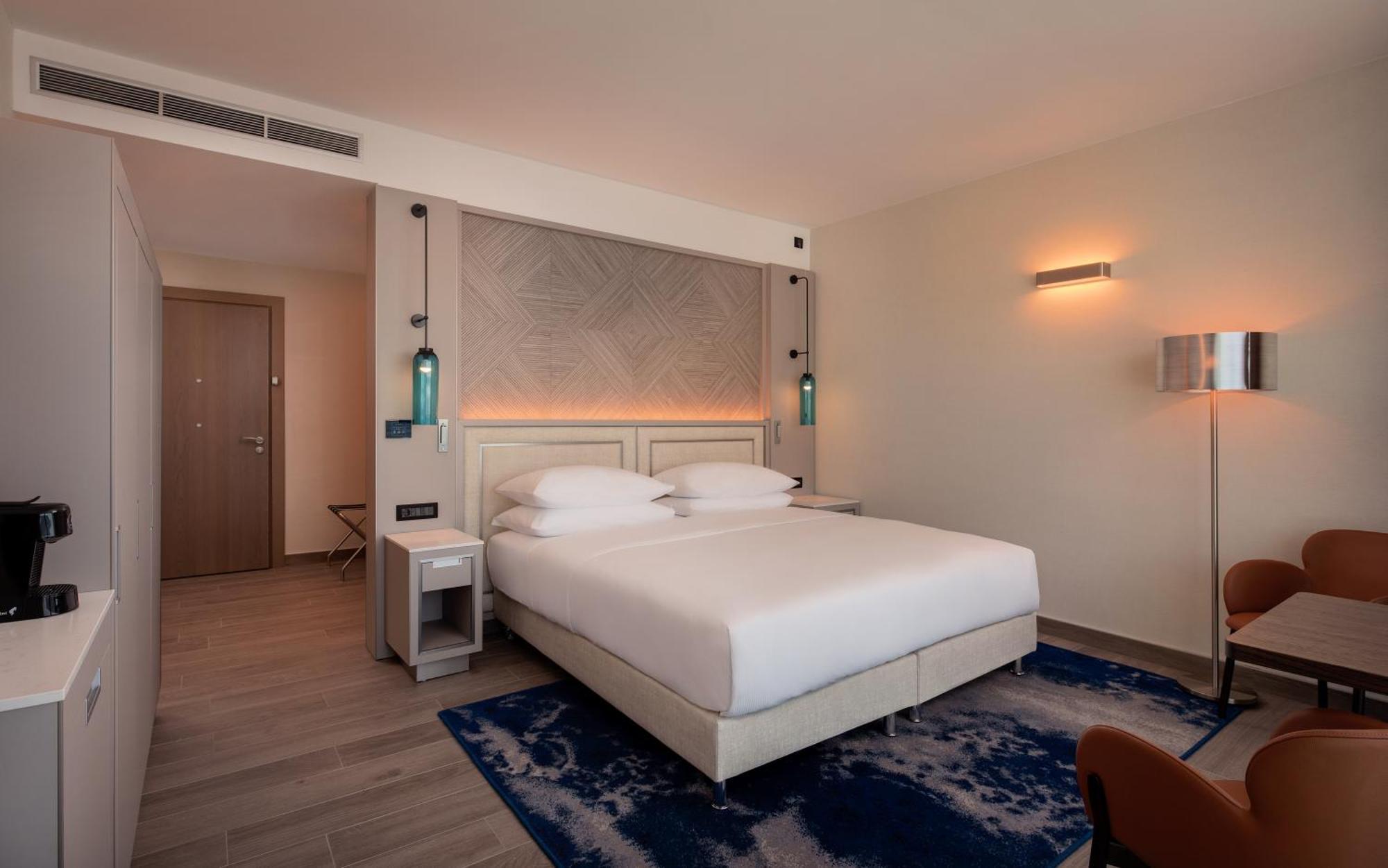 King Room Balcony Sea View