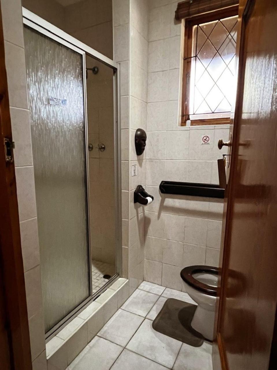 Budget Double Room,1642380029:JPEG