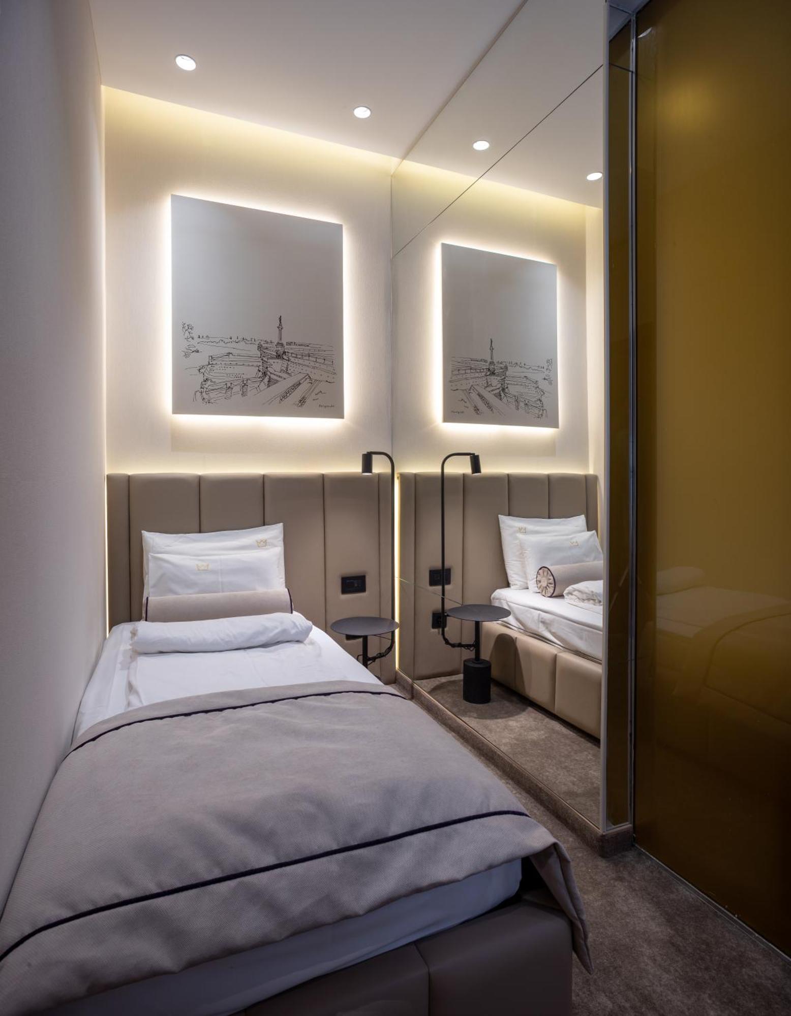 Small Single Room,1600283065:JPEG