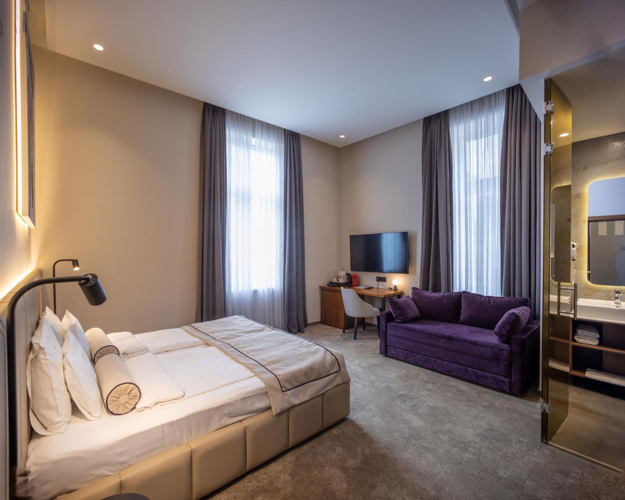 Deluxe Double or Twin Room,1600616331:JPEG