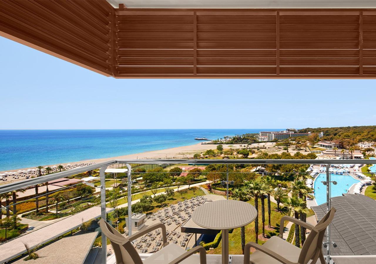 Corner Suite Sea View (Mixed Section)