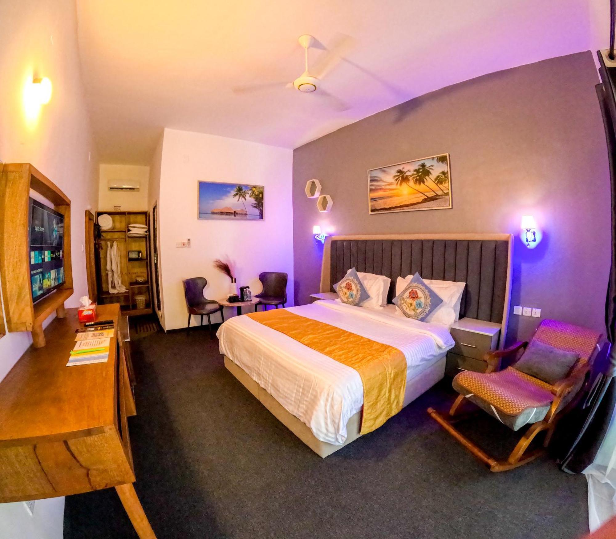 Deluxe King Room,1617934992:JPEG
