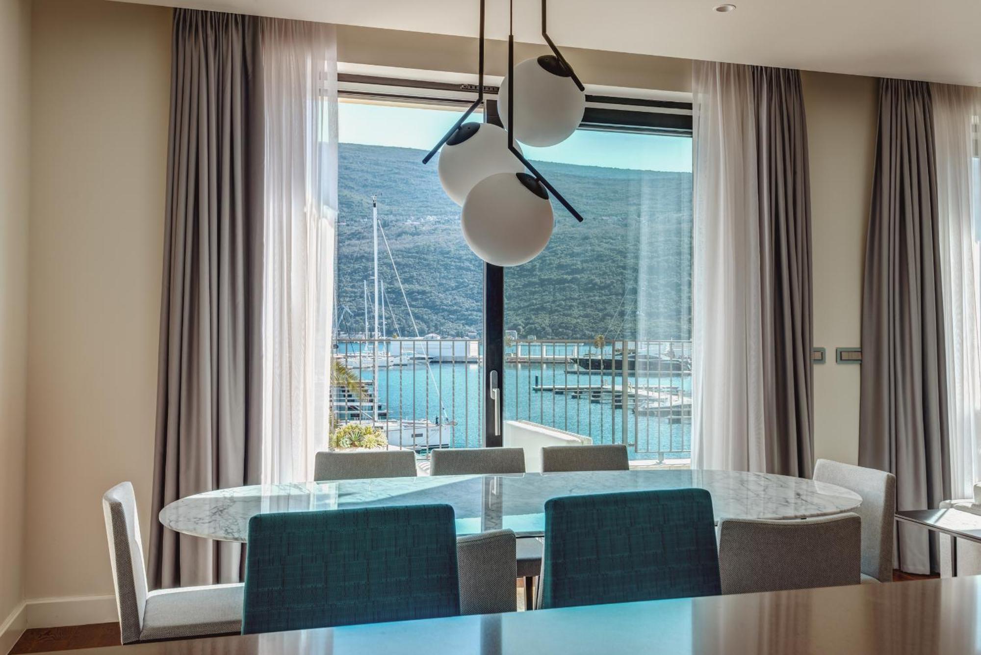 Four Bedroom Suite Sea View Portonovi