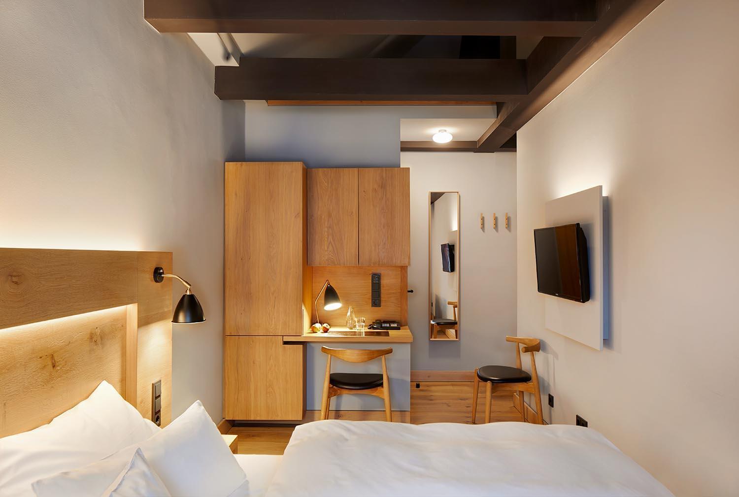 Classic Double Room